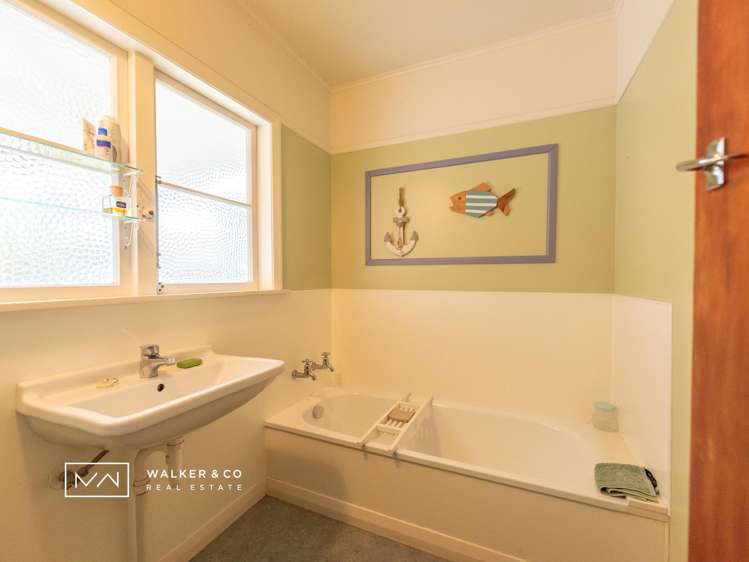 8 York Avenue Heretaunga_10