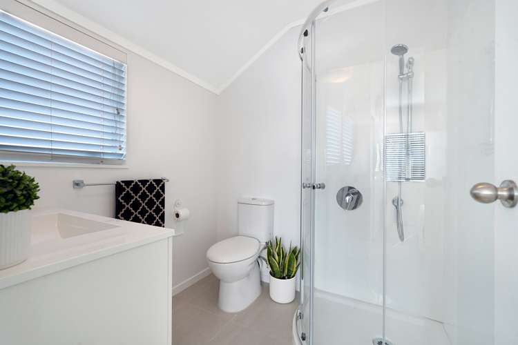 9 Central Park Drive Te Atatu South_19