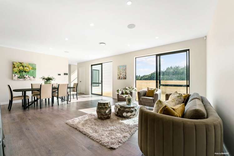 39 Koropa Road Flat Bush_22