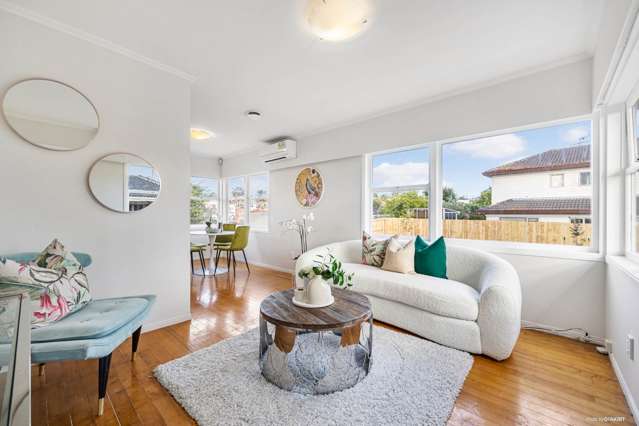 2/4 Roseburn Place Pakuranga_3