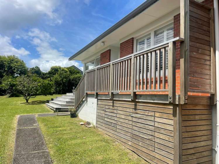 4/4 Penzance Road Mairangi Bay_11