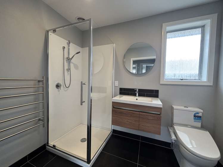 12 Damien Place Bromley_10