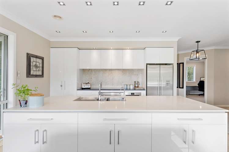 9 Beachwood Drive Hatfields Beach_6