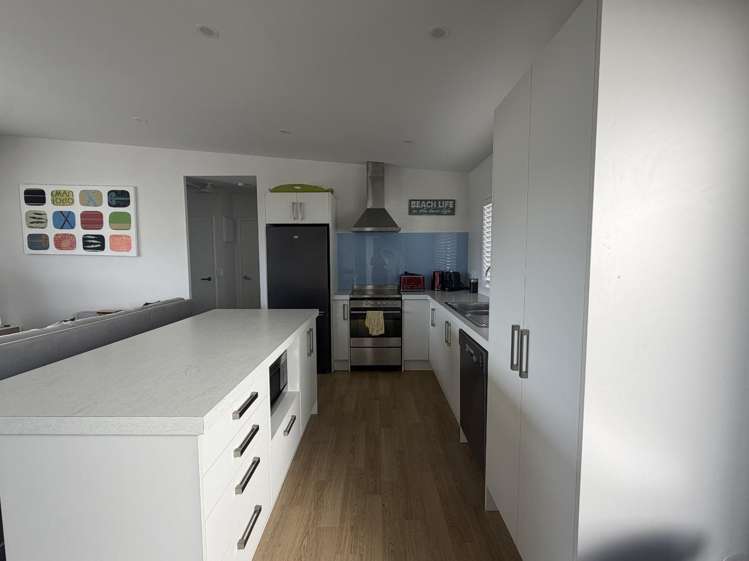 24 Panorama Parade Pauanui_1