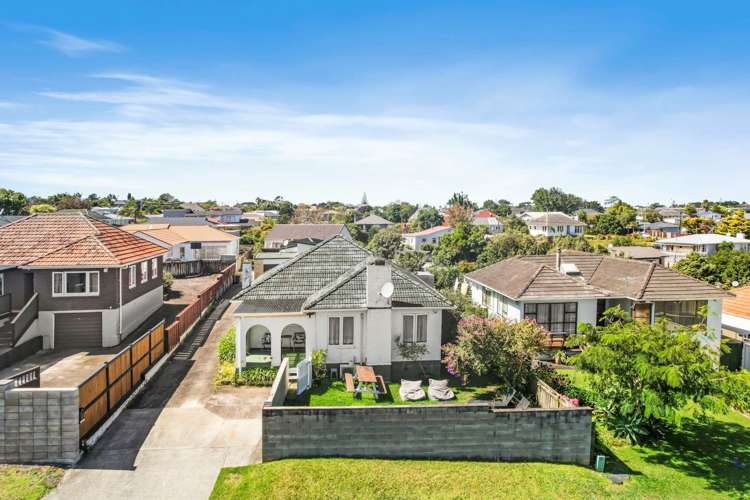 1/177 Edmonton Road Te Atatu South_3