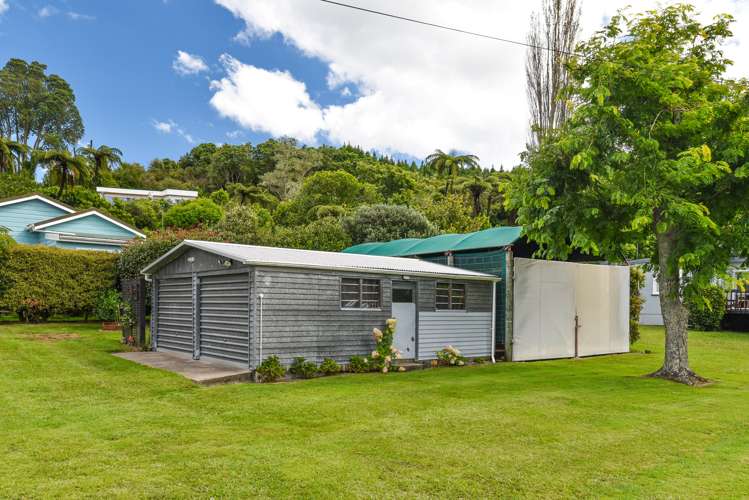 82 Whangamoa Drive Okere Falls_13