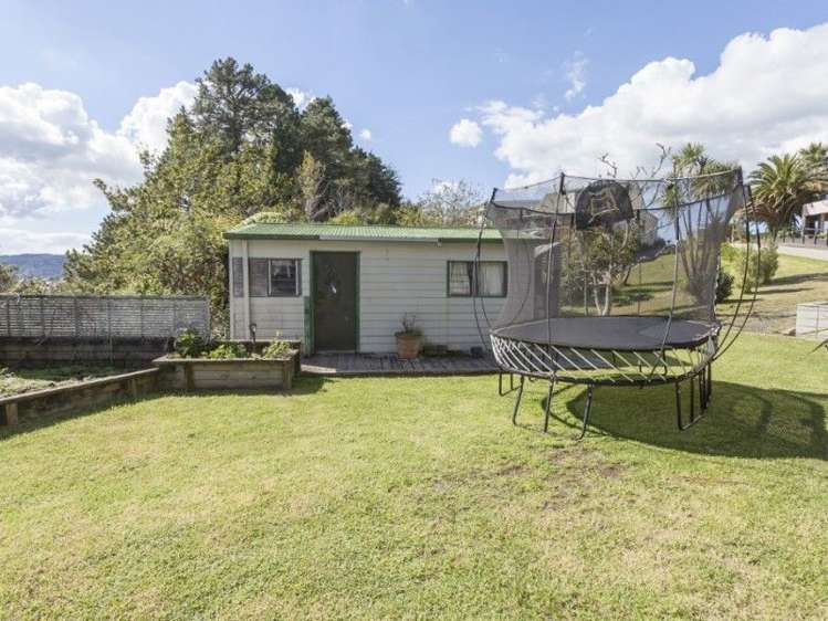 125 Chevron Crescent Whangamata_28