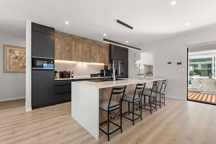 122 Arran Point Parade Orewa_8