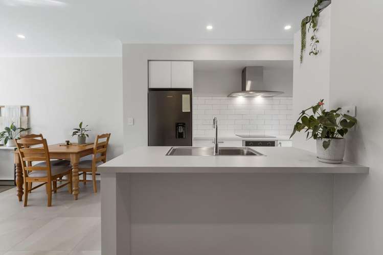 12 Tarakoi Road Hobsonville_8