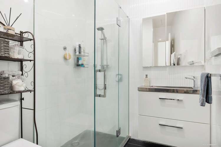 108/64 Surrey Crescent Grey Lynn_8