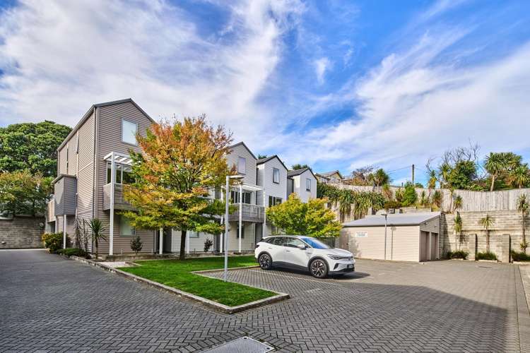 18/26 Wright Street Mount Cook_21