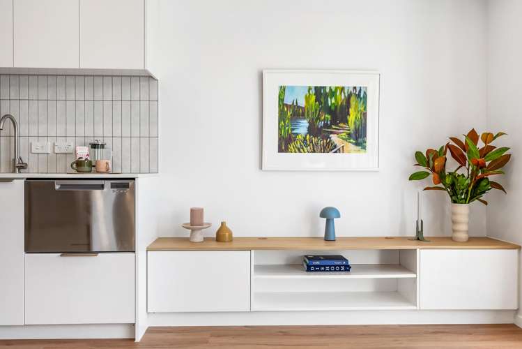 1N/3 Keystone Avenue_5