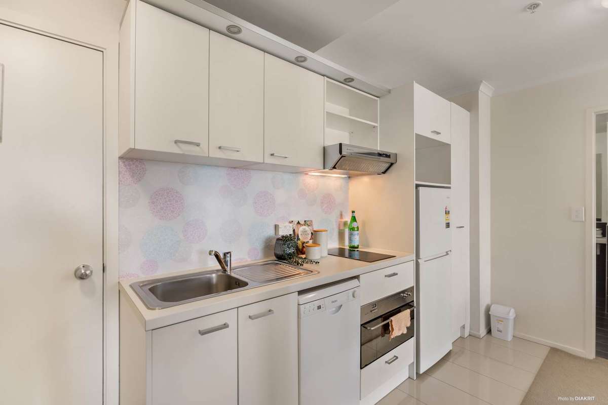 1106/96 Symonds Street_3