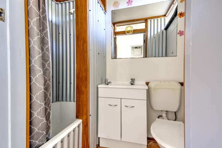 52 Lissette Road Newstead_9