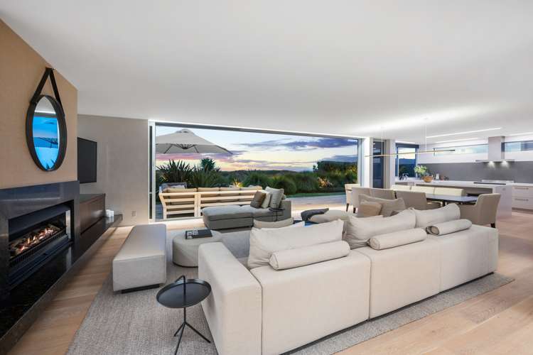 6 Kutai Lane Omaha_7