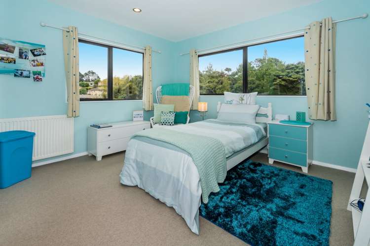 13 Fernbank Lane Greenhithe_14