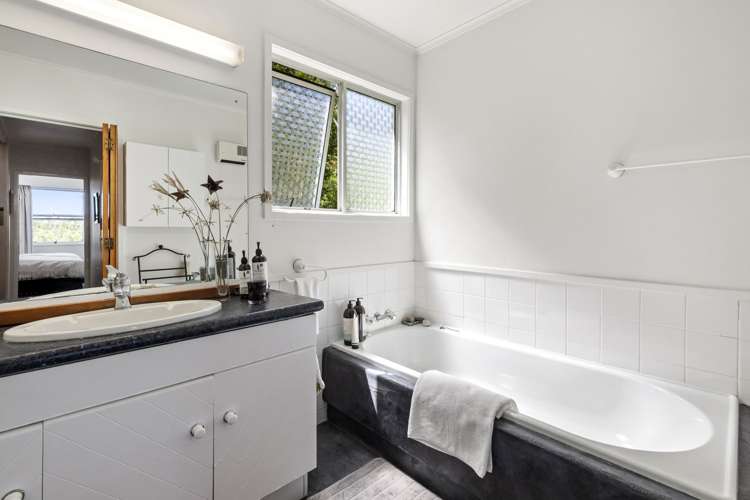 36 Coroglen Avenue Birkenhead_14