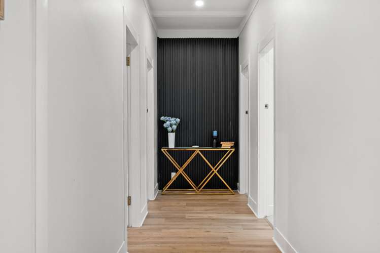 76 Manuroa Road_3