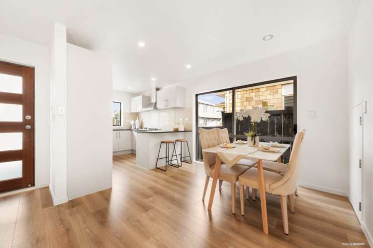 11 Bushpark Place Flat Bush_1