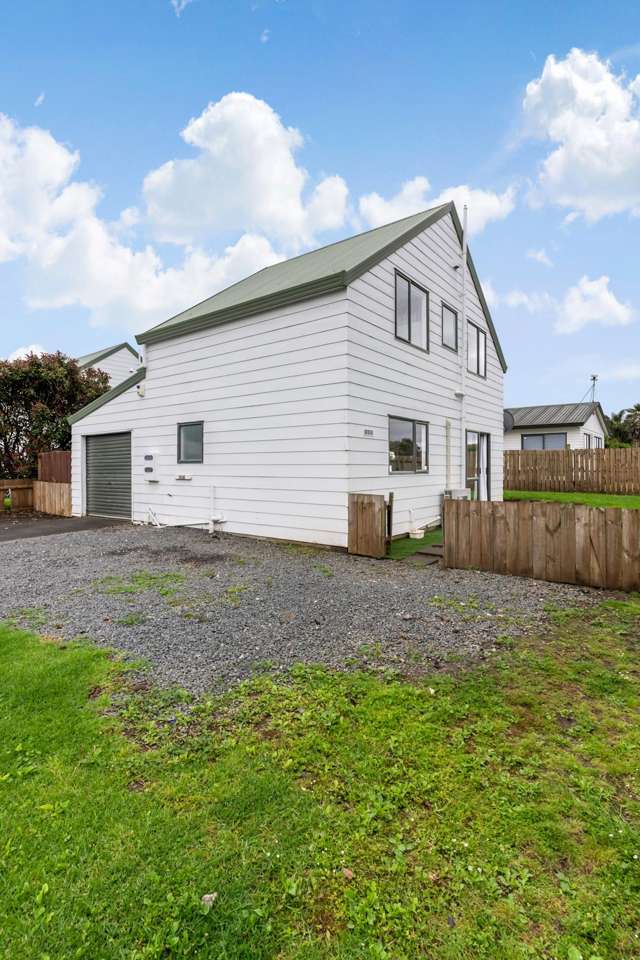 26 Barneys Farm Road Clendon Park_3