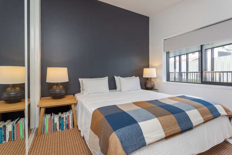 402/22 Fleet Street Eden Terrace_17