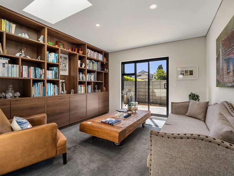 214 Oceanbeach Road Mt Maunganui_11
