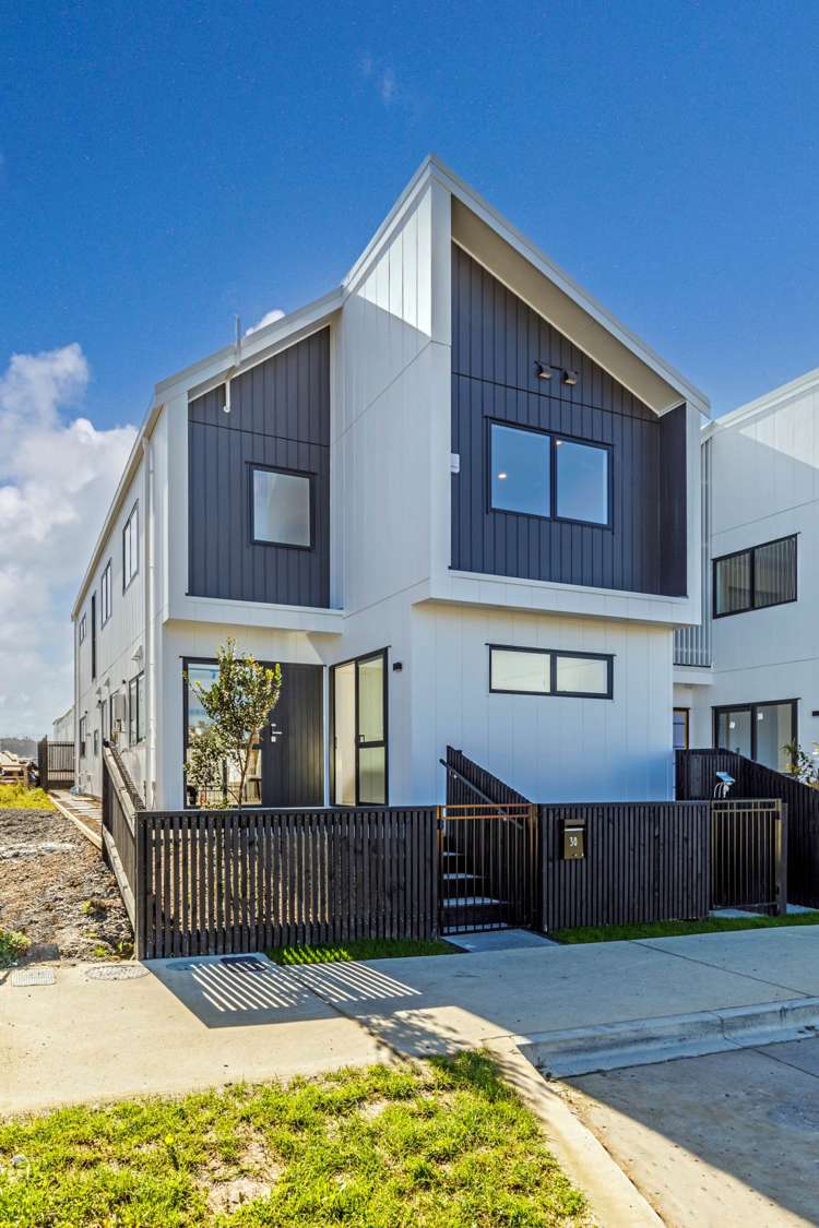 30 Bristol Freighter Road Hobsonville_19