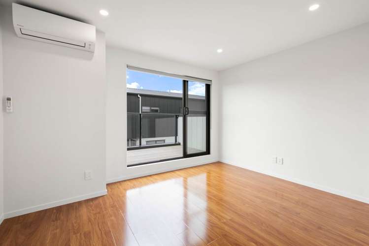 18 Red Arches Road Henderson_9