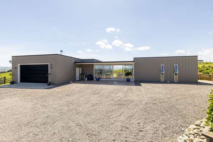 613 Ridge Road North Pahiatua_5