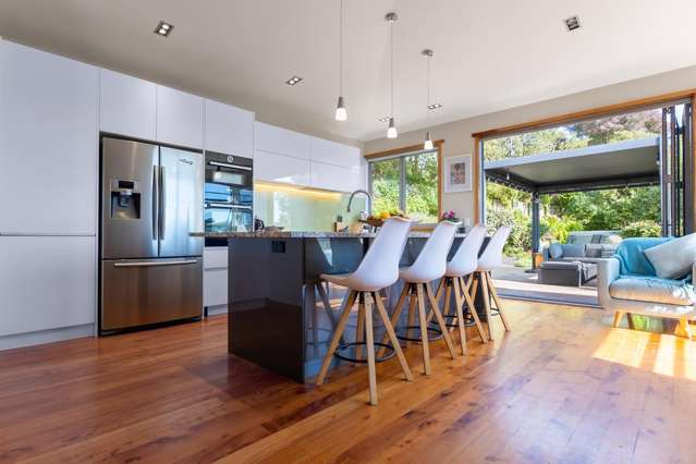 32 Lorna Irene Drive Raumati South_1