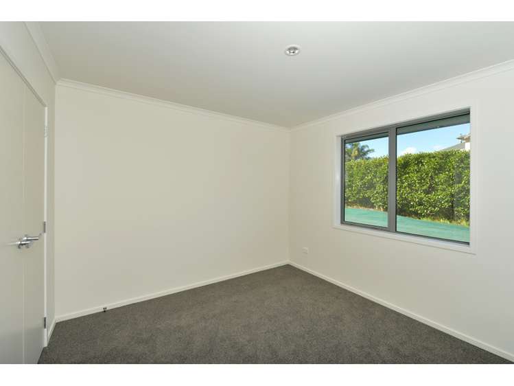 7 Pyle Road East One Tree Point_12