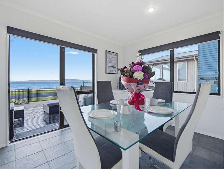882 Thames Coast SH25 RD5_5