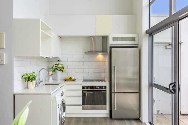 408/10 Flower Street Eden Terrace_2