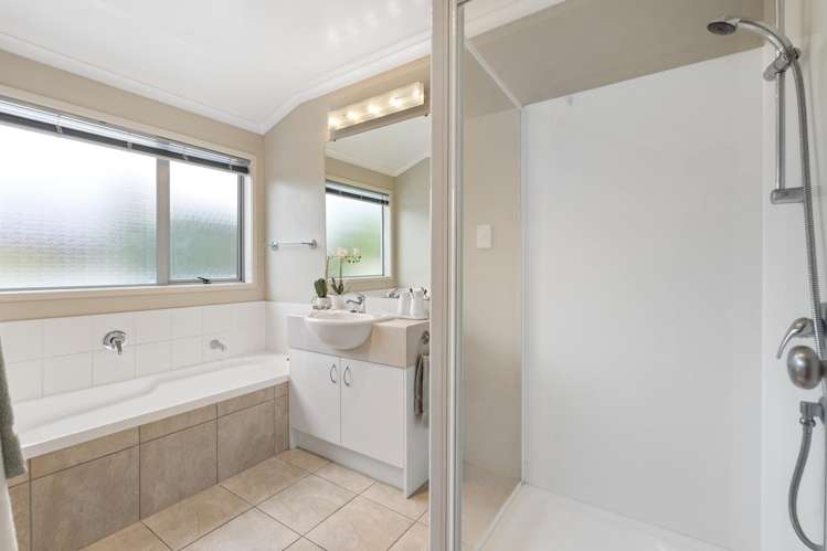 1 Neaptide Close Red Beach_19