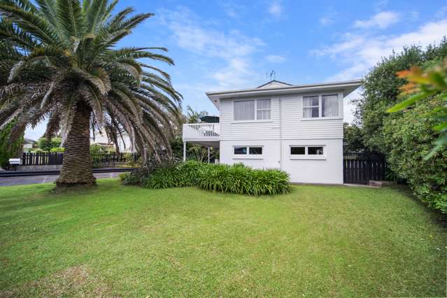 11 Vanbrugh Place Bucklands Beach_1