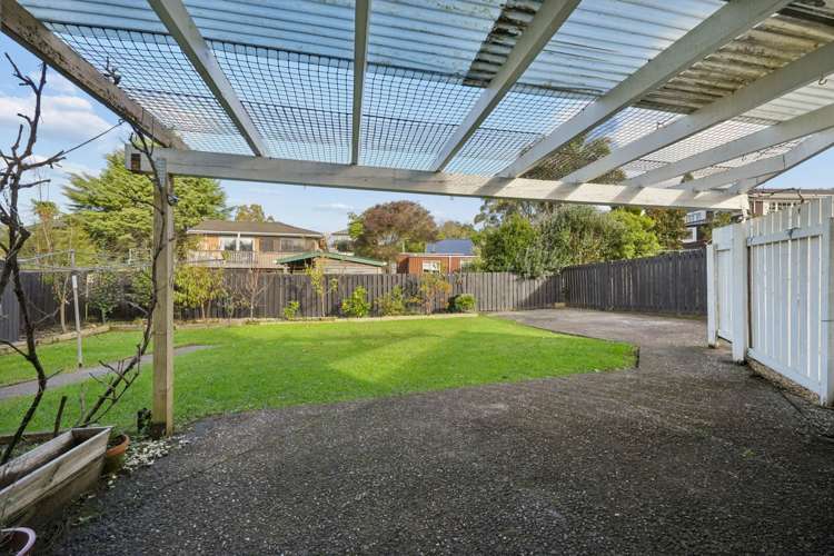 39 Nui Mana Place Te Atatu South_14
