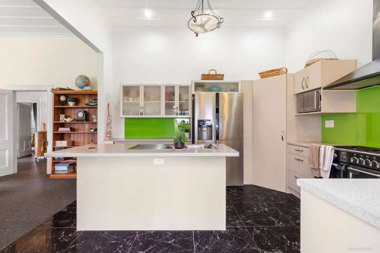 2334 Buckland Road Tuakau_11