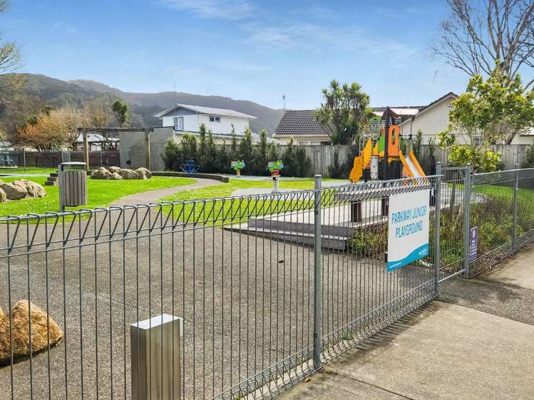30 Karamu Crescent Wainuiomata_13