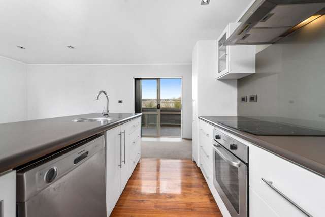 1/15 Dp Tarawera Road Lynmore_4