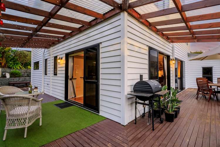 11 Silvana Drive Flat Bush_18