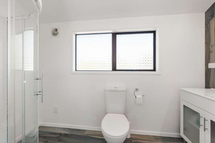 50C Robinson Avenue Holdens Bay_22