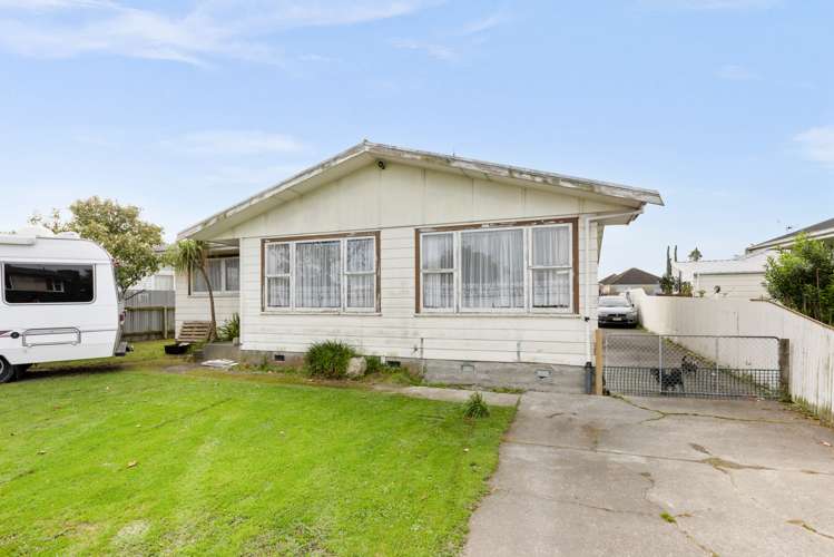 27 Wyatt Avenue Onekawa_14