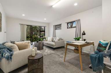 13 Wisteria Way_2