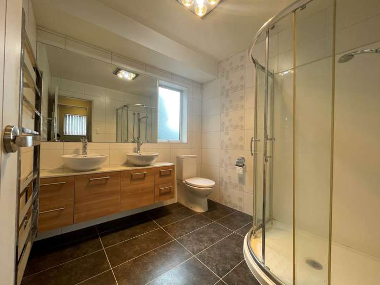 57 Rogan Street Mount Roskill_17