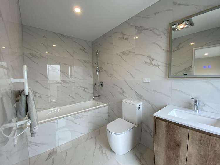 4 Herekino Street Westgate_10