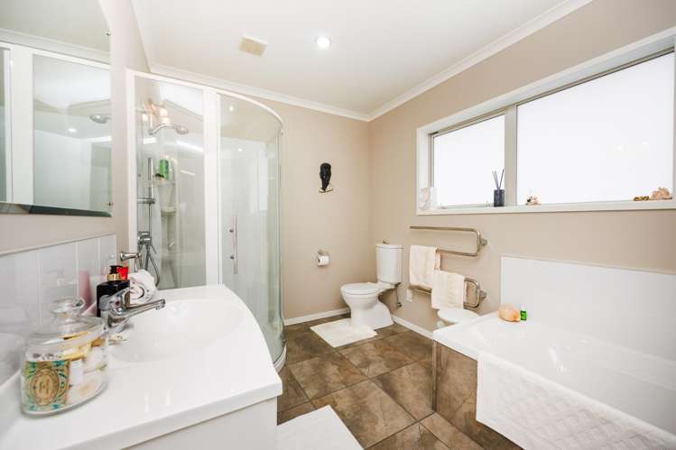 2 Isipho Court Feilding_12