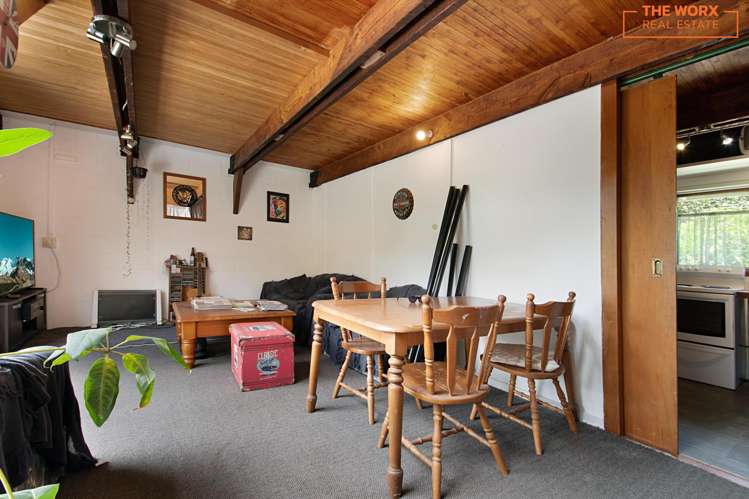 54 Terry Street Blockhouse Bay_13