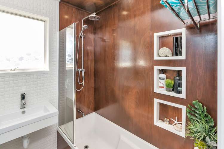 15 Manaia View Road One Tree Point_21