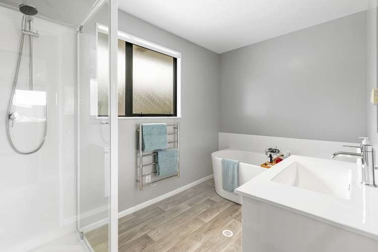 134 Woodman Drive Tawa_13