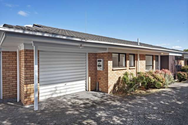 2/10 Bolton Street Blockhouse Bay_3
